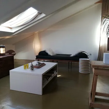 Naiadi Loft Lägenhet *